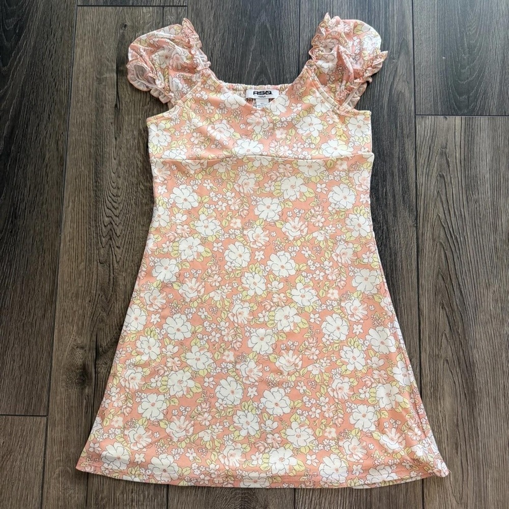 RSQ Floral‎ Smocked Back Ruffle Mini Dress Peach Medium Kids Tillys Boho Summer